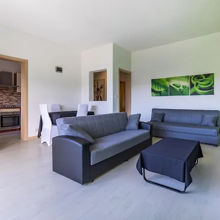 Modern Three Bedroom In Lägenhet Msida